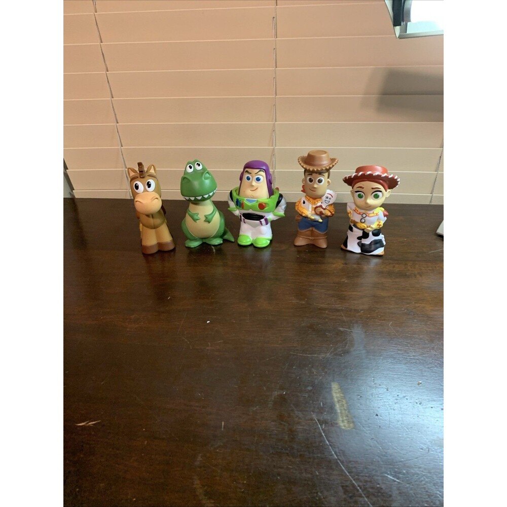 Disney Toy Story Bath Tub 5 Vinyl Figure Playset Buzz Woody Jessie Bullseye Rex